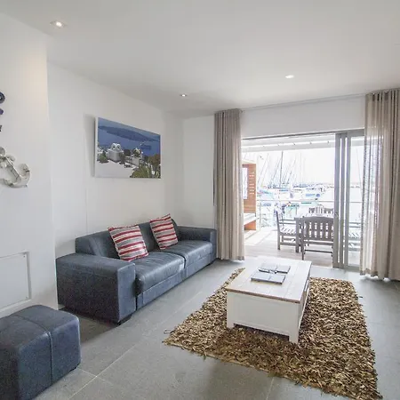 810 Marina Village