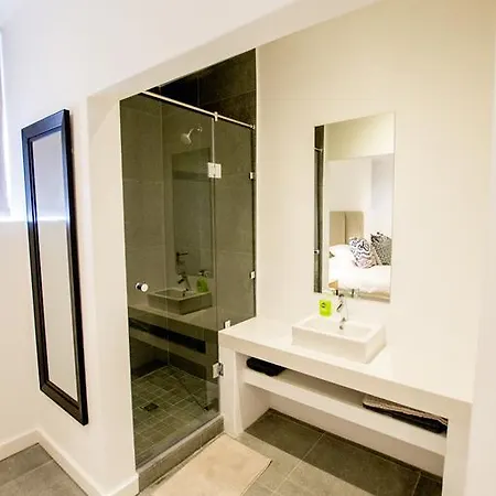 810 Marina Village *